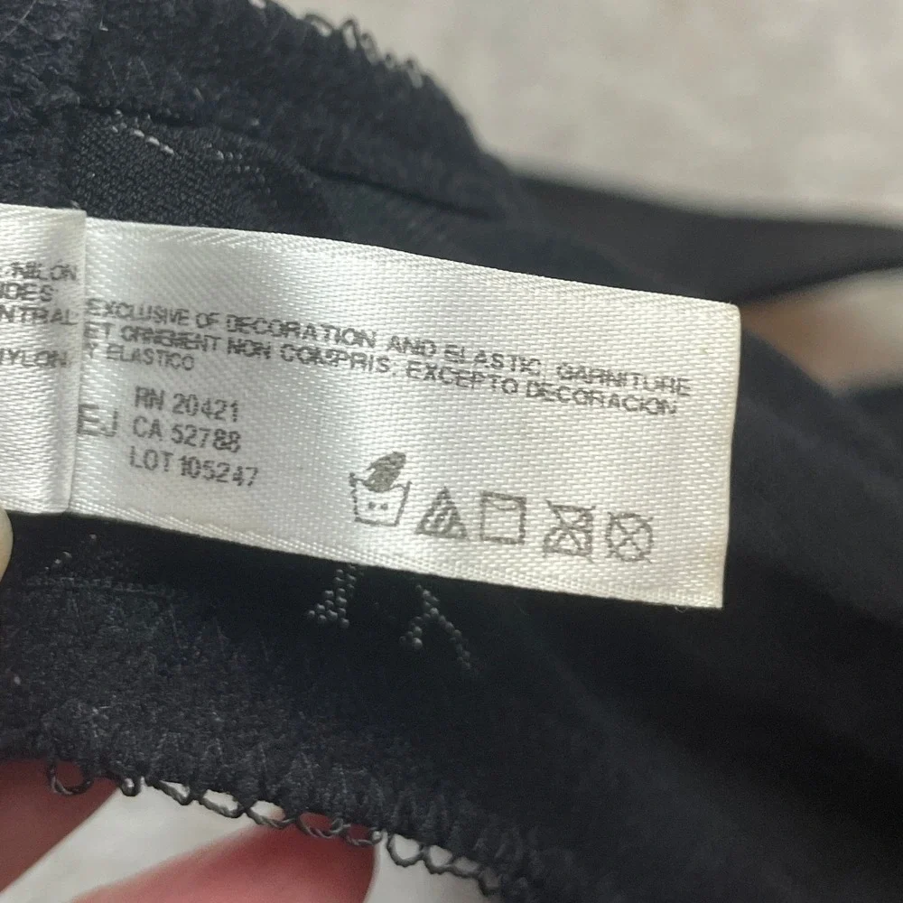 Wacoal Womens Awareness Bra Size 38D Black Floral Underwire Full Coverage